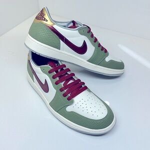 JORDAN OG RETRO 1’s low year of the dragon / men’s sneakers/ size 10.5